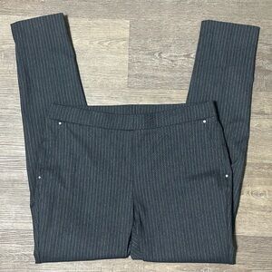 Jones New York gray Pinstripe pull on skinny ankle dress pants size Large